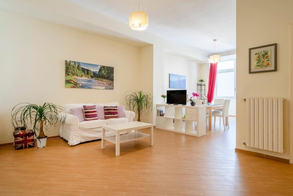 Carlotta - Italian Living